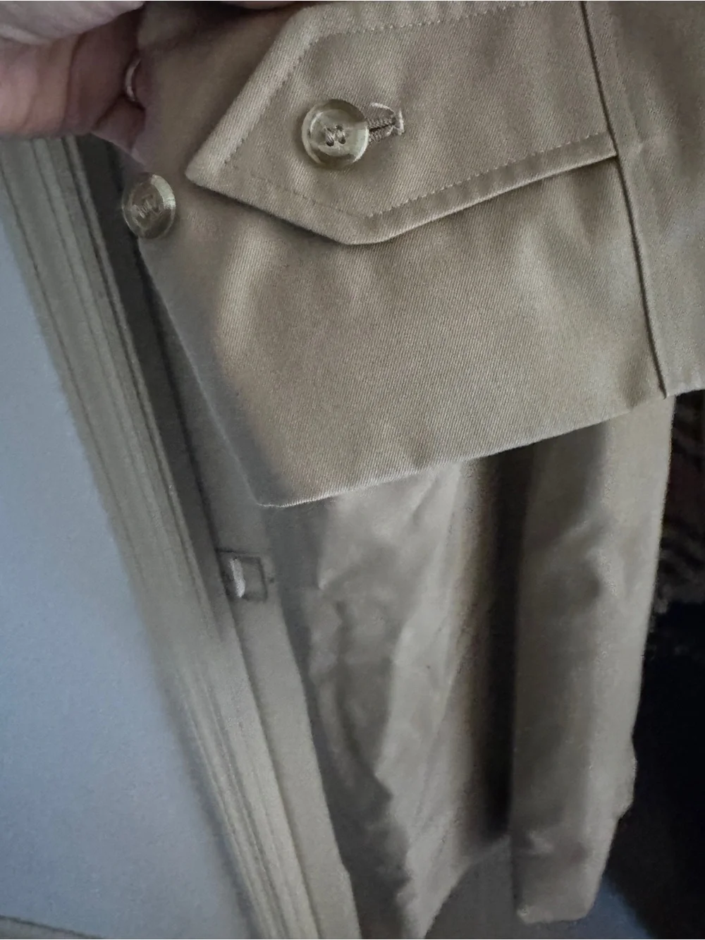 Burberry Beige Long Trench Coat with zip in lining size 42R - Picture 11 of 14
